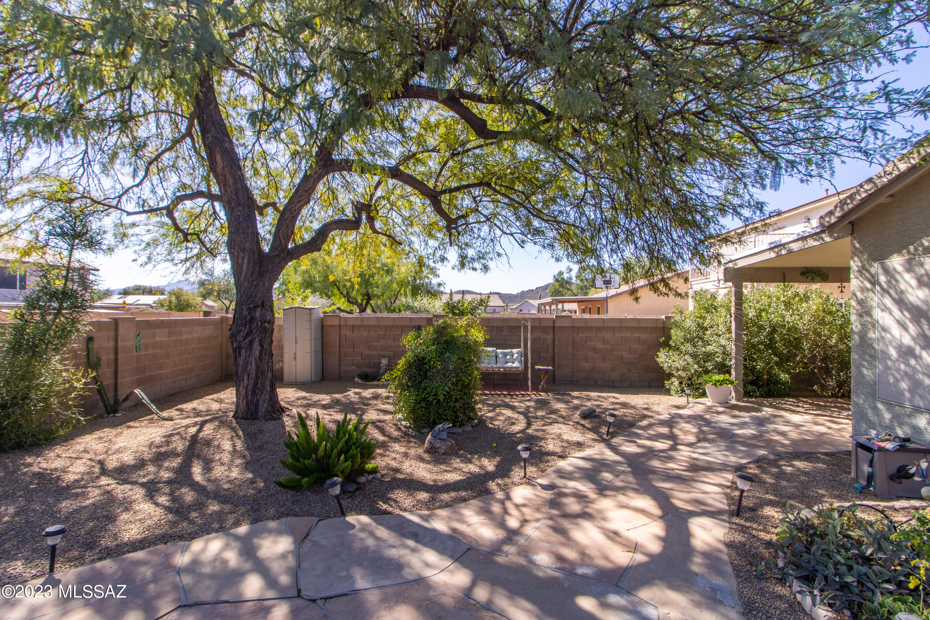 7753 West Oak Stream Road Tucson, AZ 85743 - Photo 5 of 18 IMG_7107