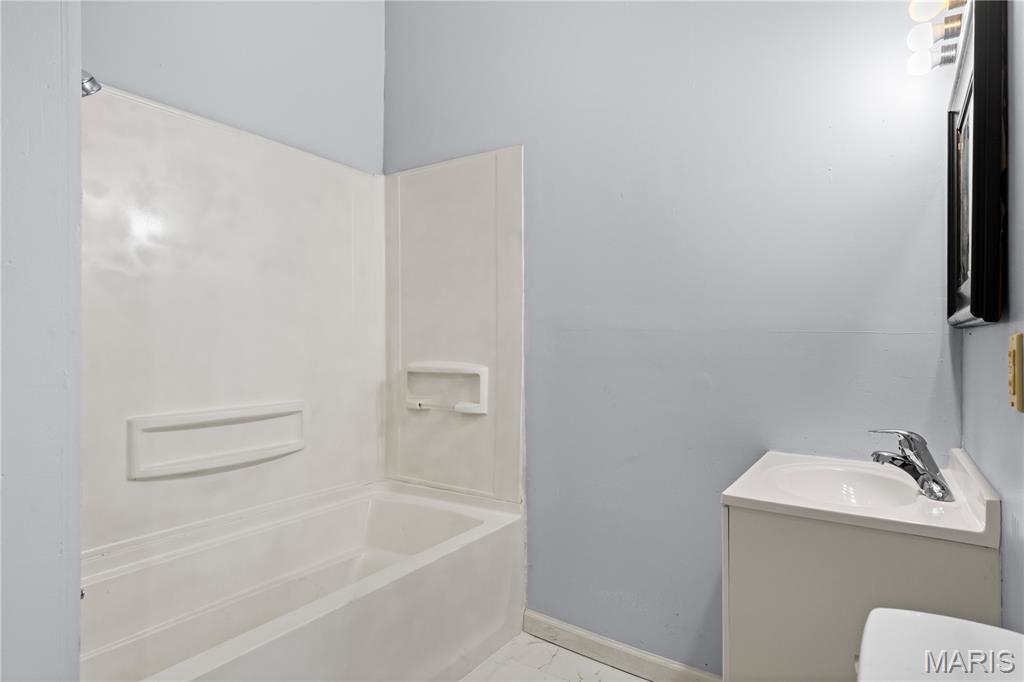 616 East 8th Street Alton, IL 62002 - Photo 15 of 28