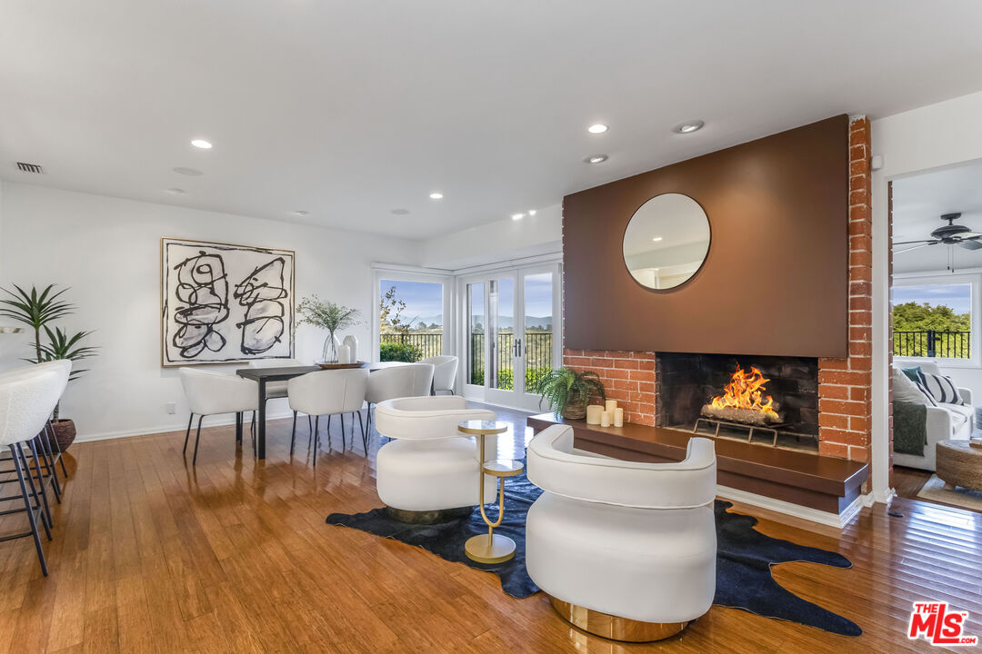 2618 Roscomare Road Los Angeles, CA 90077 - Photo 24 of 49