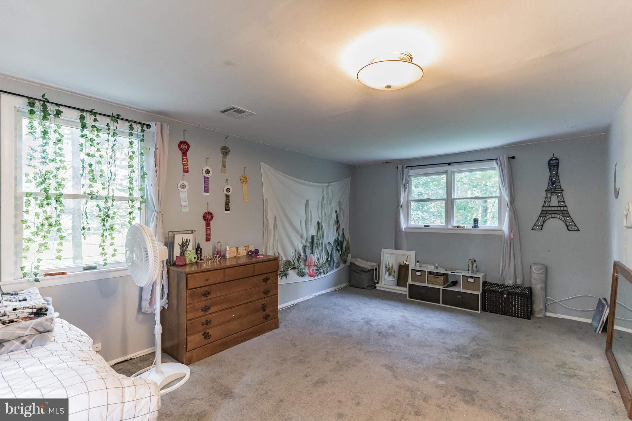 332 Locust Road Glenside, PA 19038 - Photo 17 of 30 Gallery Image 17
