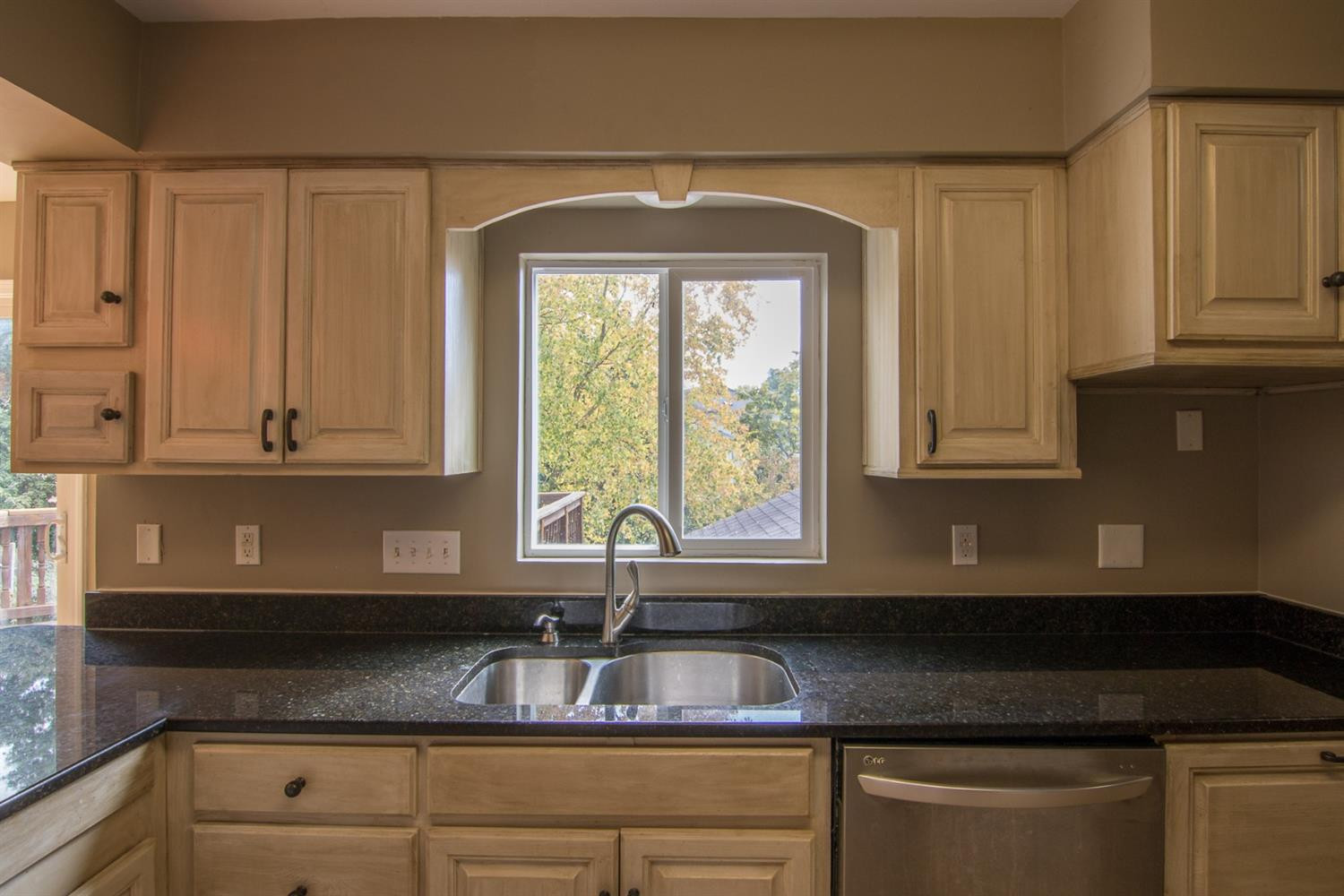 4173 Heartwood Road Lexington, KY 40515 - Photo 5 of 51 Listing Photo