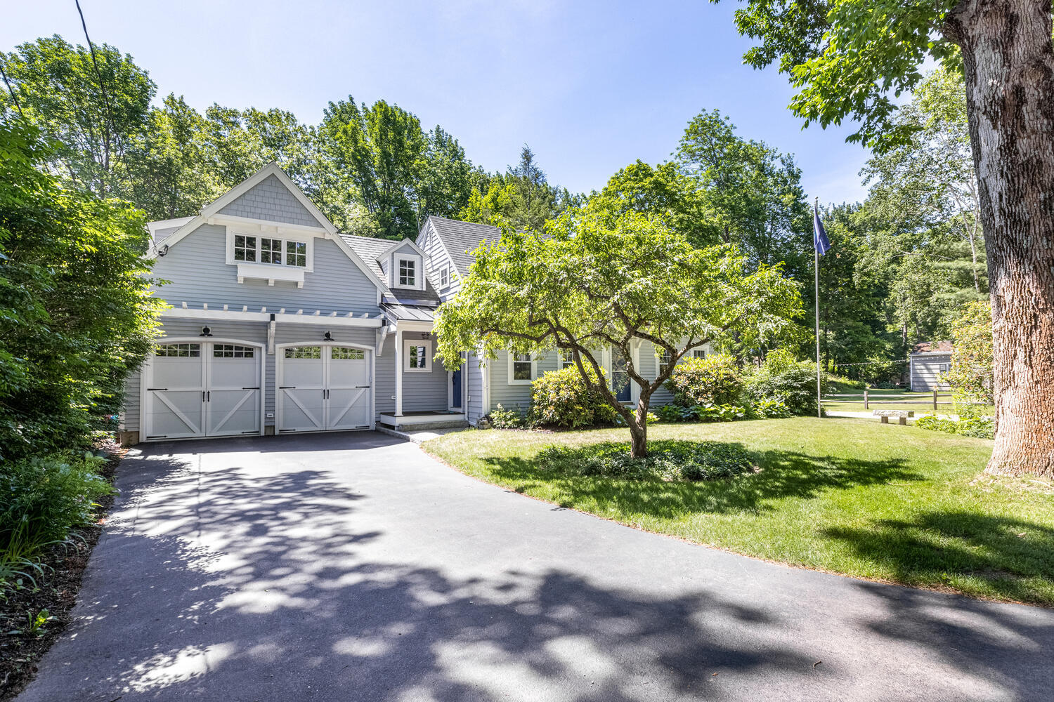 34 Oakhurst Road Cape Elizabeth, ME 04107 - Photo 2 of 3 34 Oakhurst Rd Cape Elizabeth-large-001-