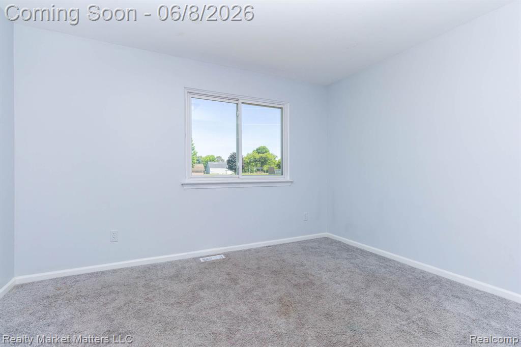 8164 North Genesee Road Mount Morris, MI 48458 - Photo 13 of 29