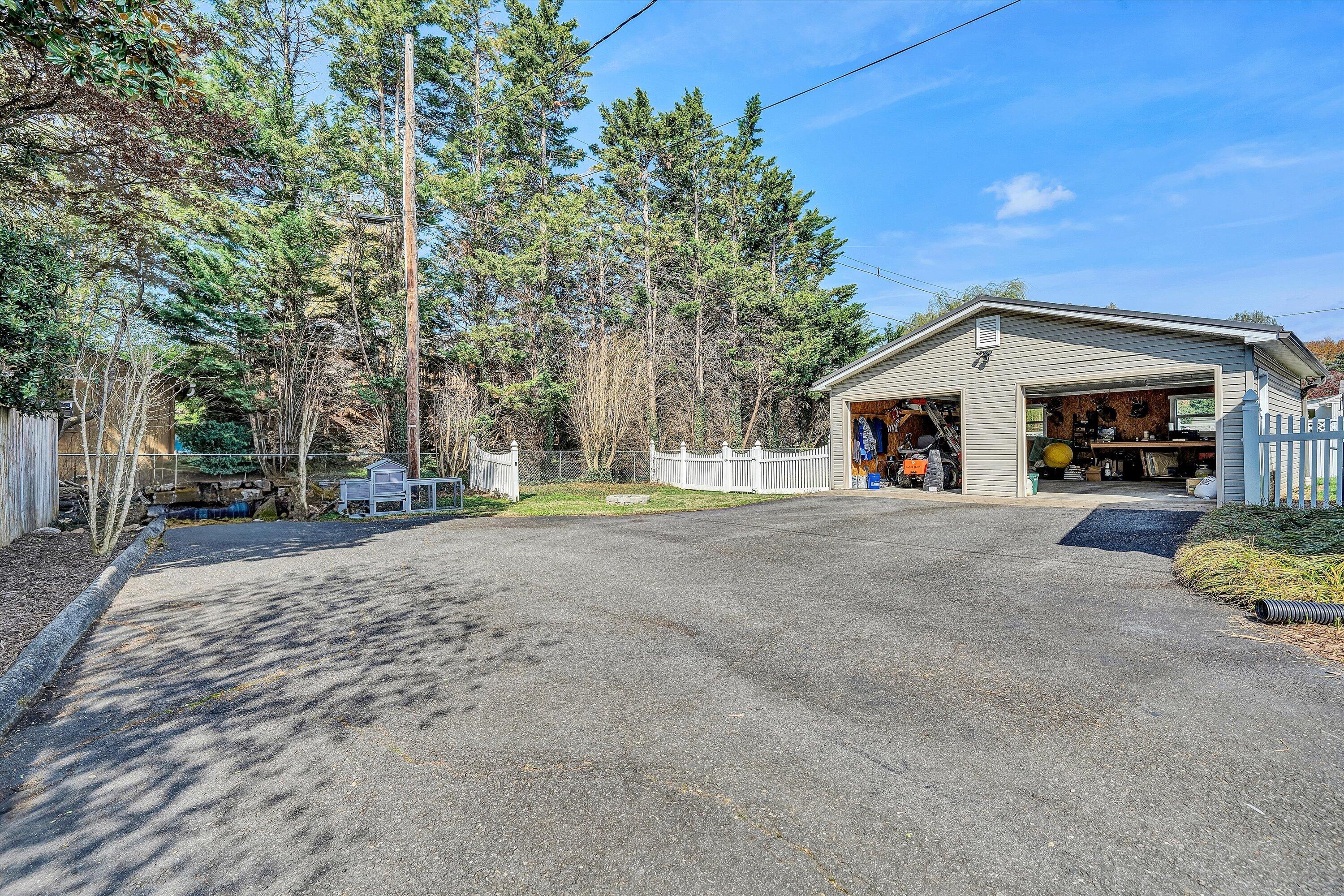 429 Highfield Road Salem, VA 24153 - Photo 31 of 36 31-SGP-00151