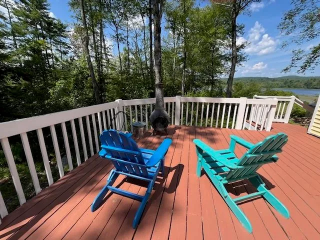 $649,000 | 85 Checkerberry Lane, Henniker, NH 03242