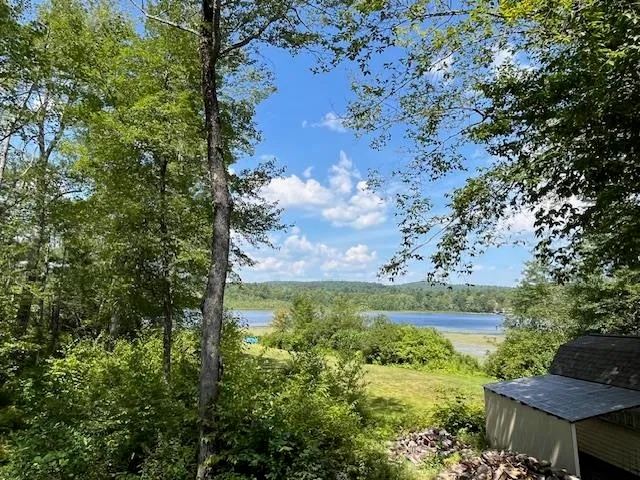 $649,000 | 85 Checkerberry Lane, Henniker, NH 03242