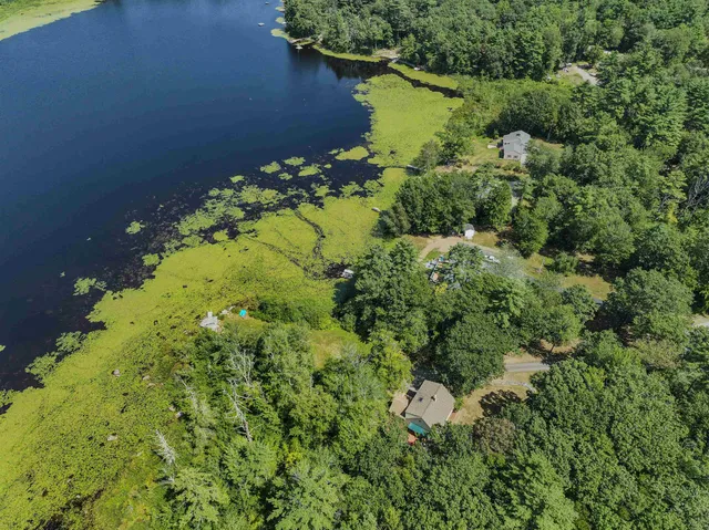 $649,000 | 85 Checkerberry Lane, Henniker, NH 03242