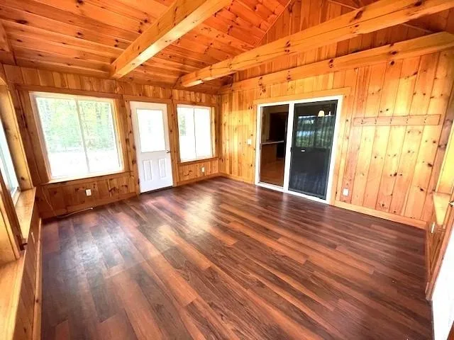 $649,000 | 85 Checkerberry Lane, Henniker, NH 03242