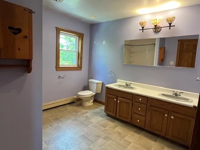 $649,000 | 85 Checkerberry Lane, Henniker, NH 03242