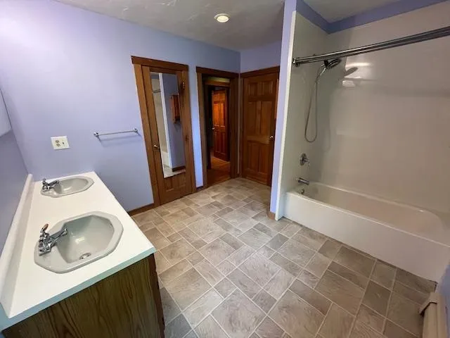 $649,000 | 85 Checkerberry Lane, Henniker, NH 03242