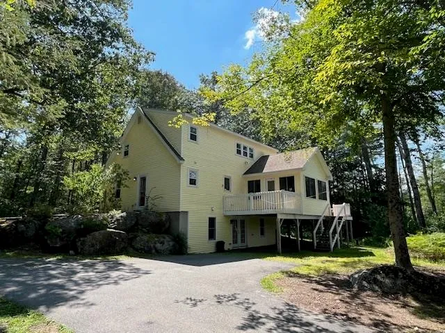 $649,000 | 85 Checkerberry Lane, Henniker, NH 03242