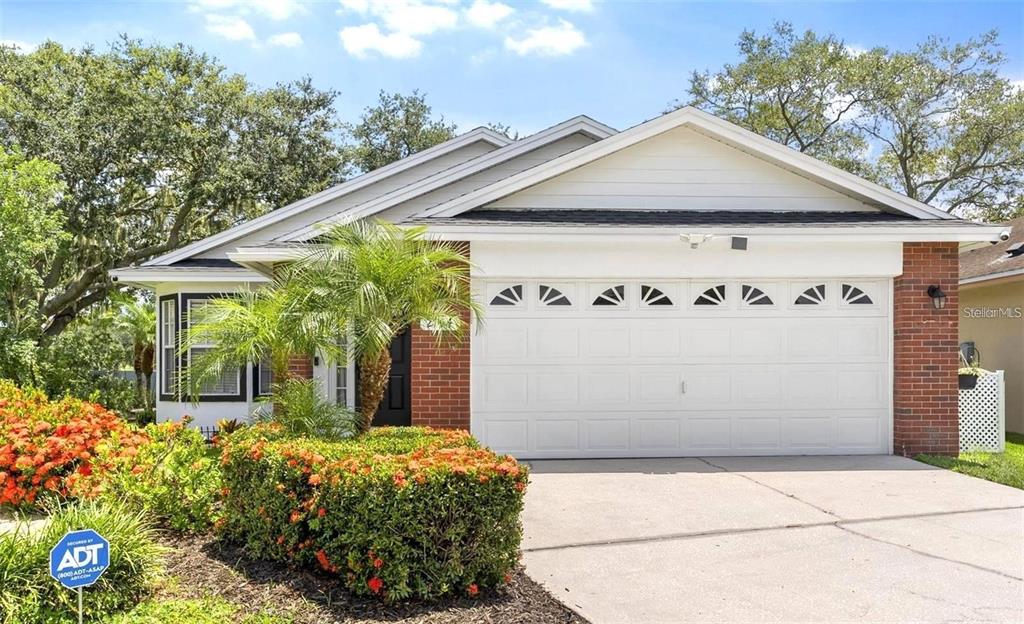 2144 Hatteras Point Lakeland, FL 33813 - Photo 2 of 28