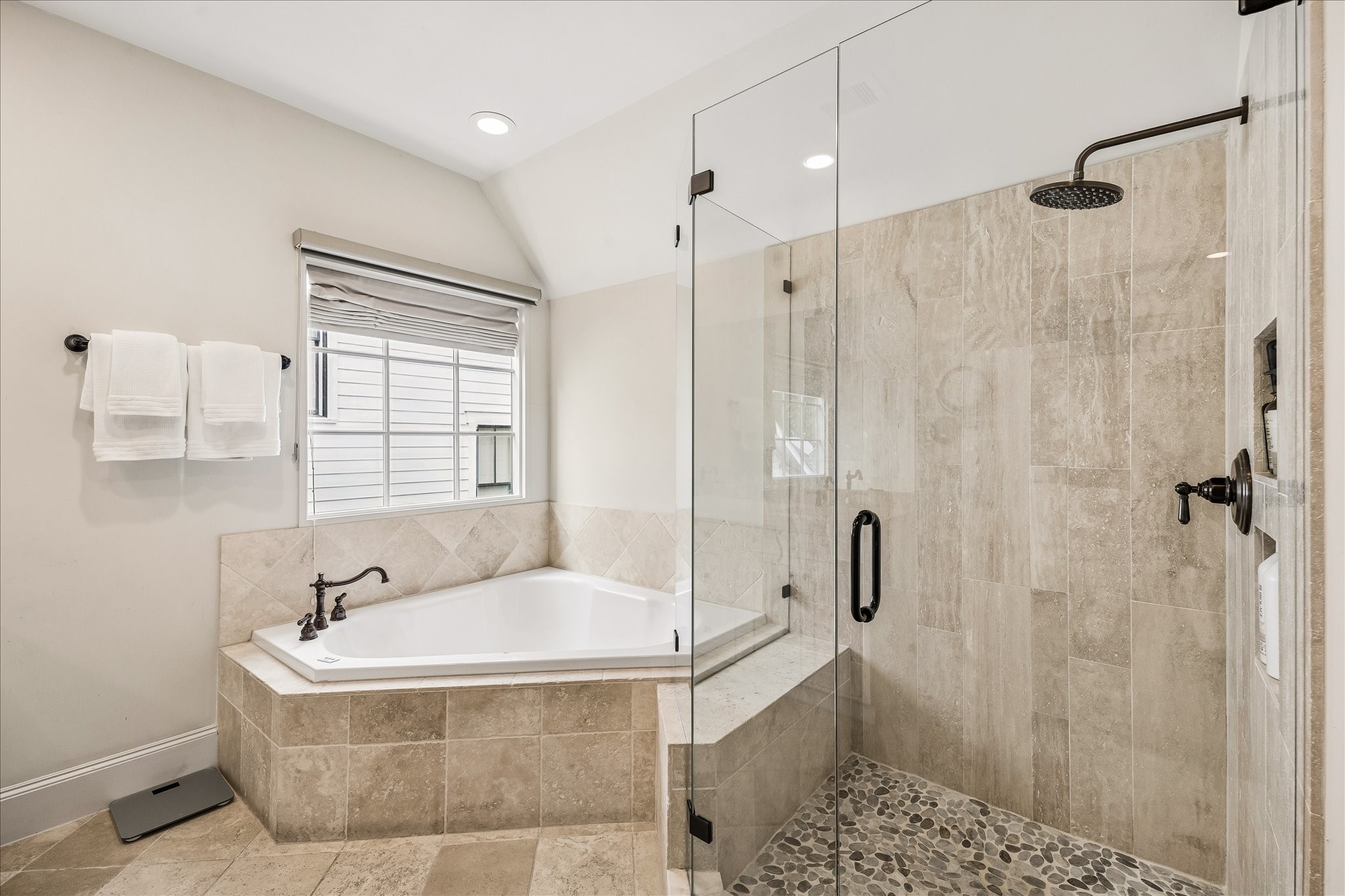 104 Moss Street Houston, TX 77009 - Photo 20 of 28