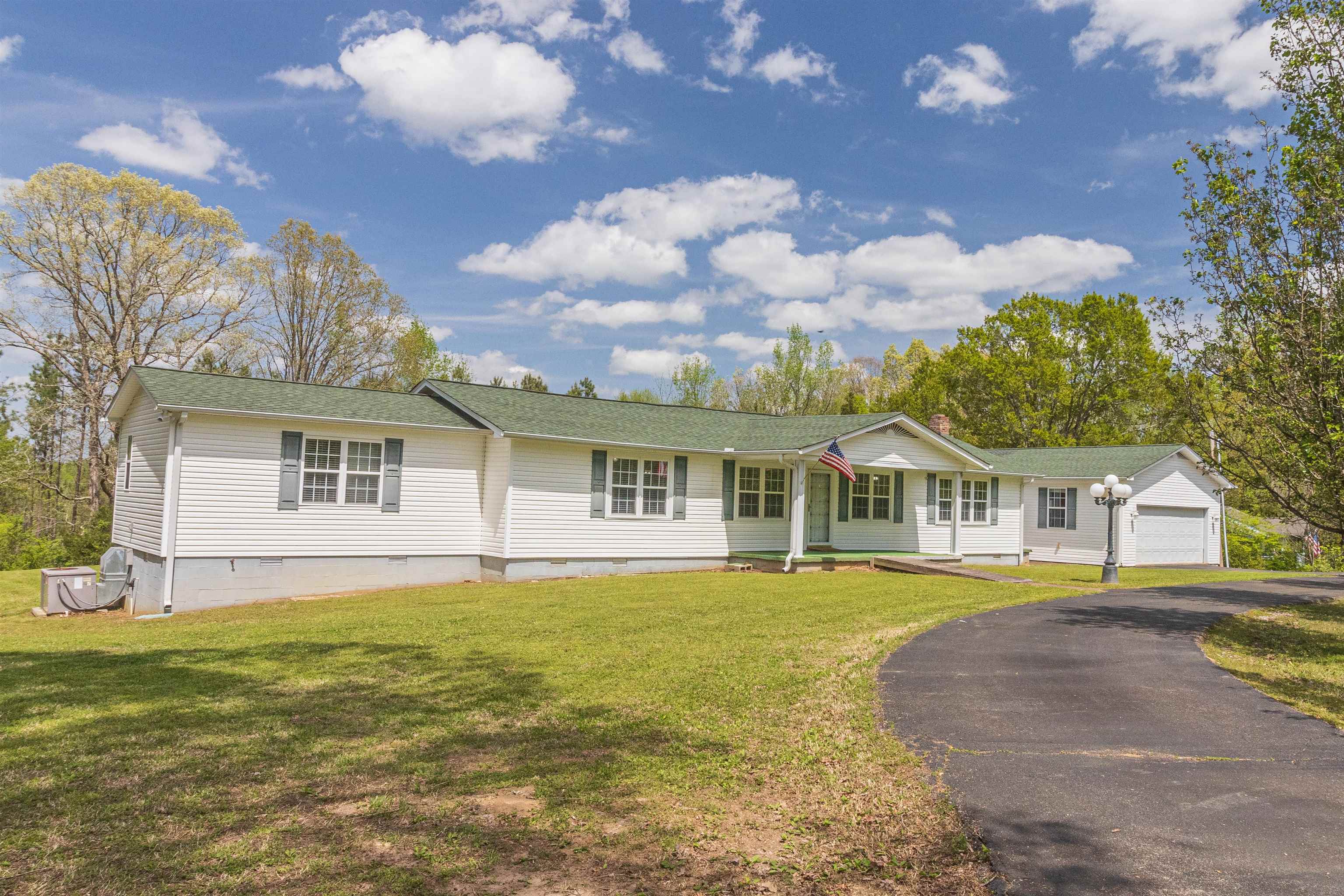 2119 Dunaway Road Selmer, TN 38375 - Photo 1 of 32 Gallery Image 1