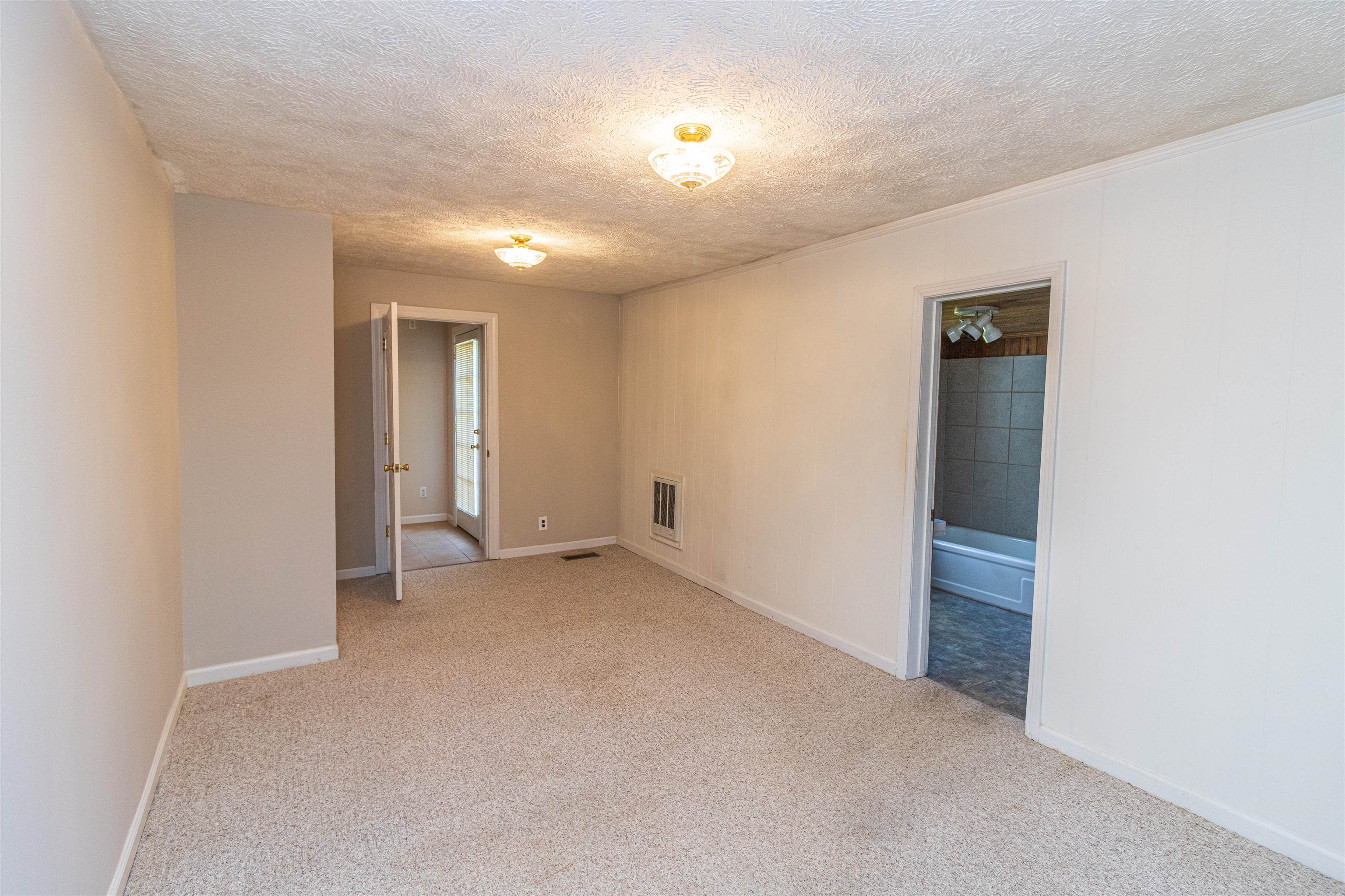 2119 Dunaway Road Selmer, TN 38375 - Photo 16 of 32 Gallery Image 16