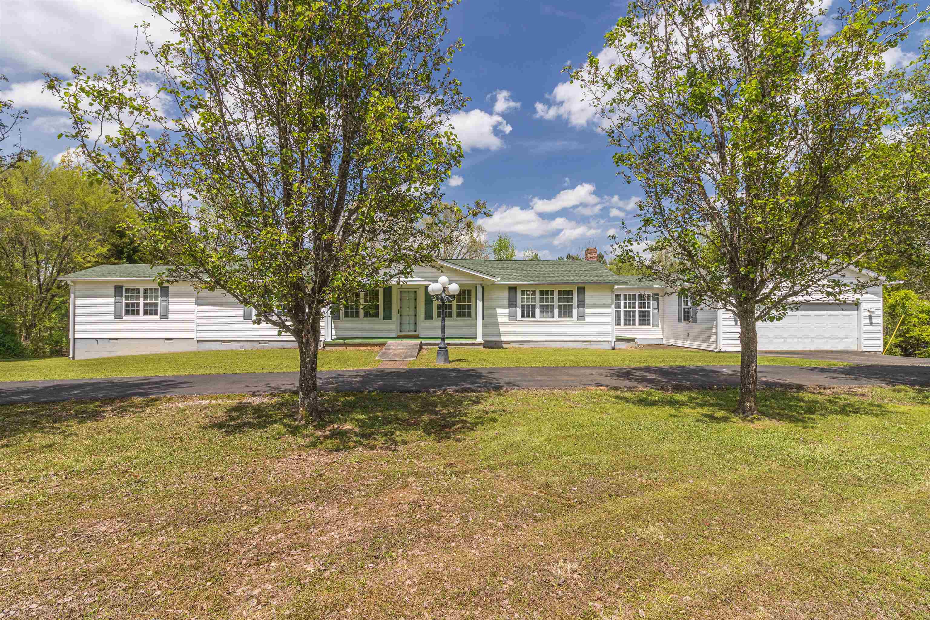 2119 Dunaway Road Selmer, TN 38375 - Photo 3 of 32 Gallery Image 3