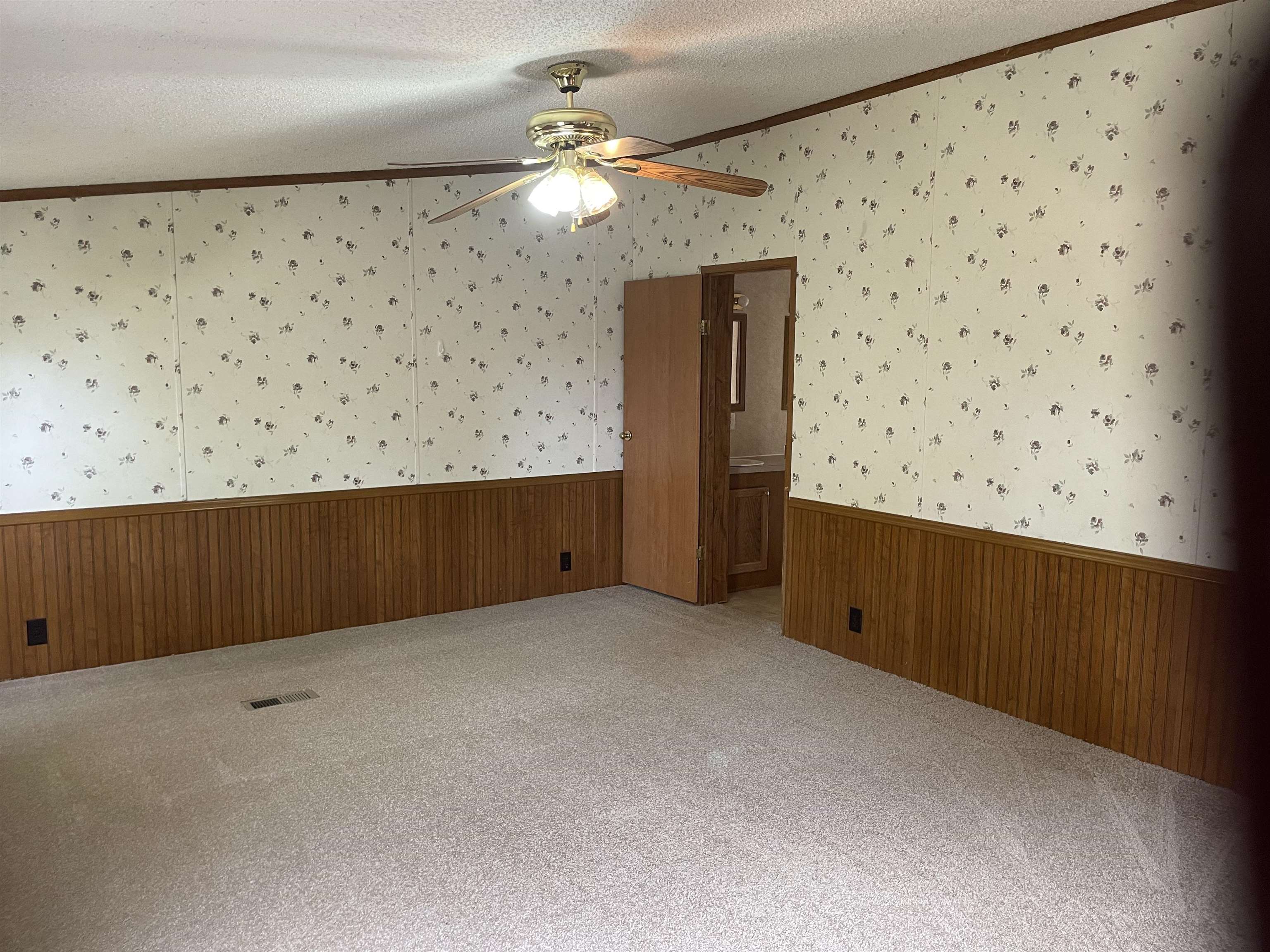 709 Robertson Road Mason, TN 38049 - Photo 10 of 16 a view of an empty room