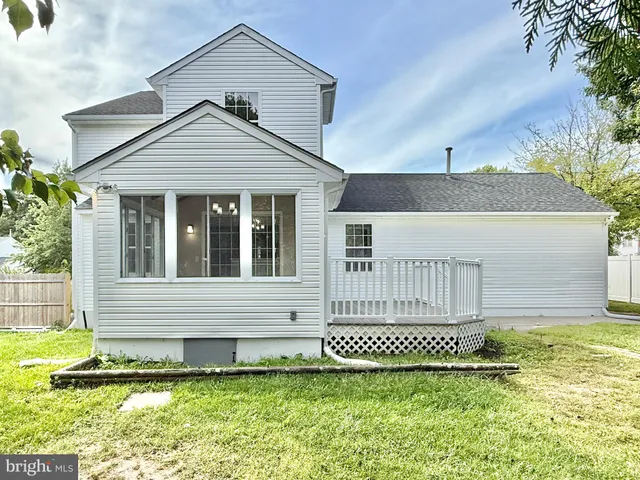 $399,900 | 161 Deschler Boulevard, Clayton, NJ 08312