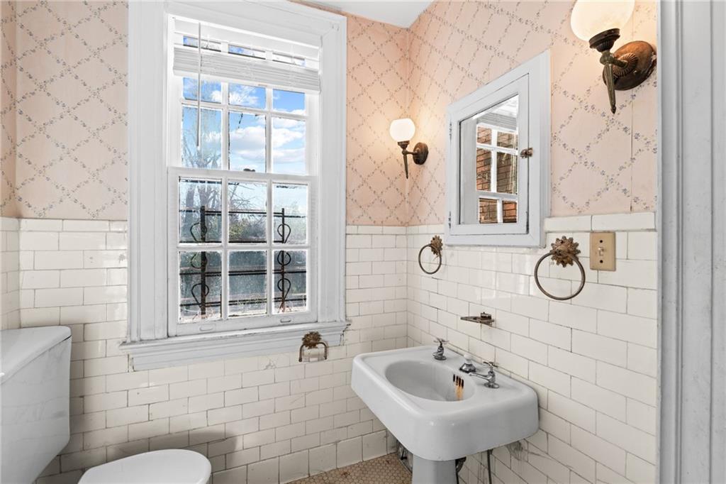 931 Briarcliff Road Northeast Atlanta, GA 30306 - Photo 19 of 56