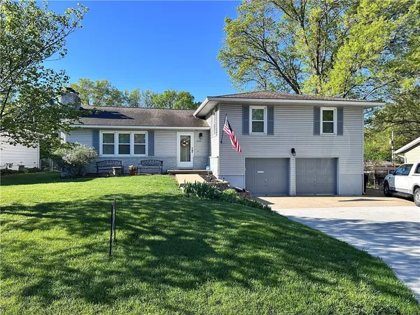 $280,000 | 12121 East 39th Terrace South, Independence, MO 64052