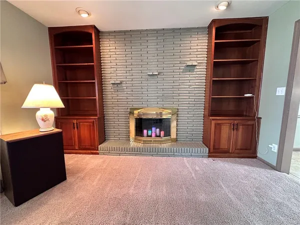 $280,000 | 12121 East 39th Terrace South, Independence, MO 64052