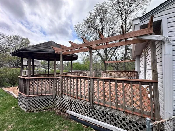 $280,000 | 12121 East 39th Terrace South, Independence, MO 64052