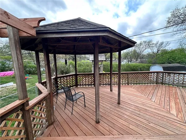 $280,000 | 12121 East 39th Terrace South, Independence, MO 64052