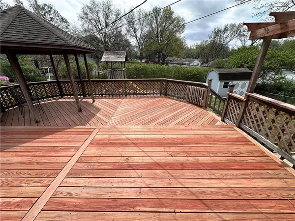 $280,000 | 12121 East 39th Terrace South, Independence, MO 64052