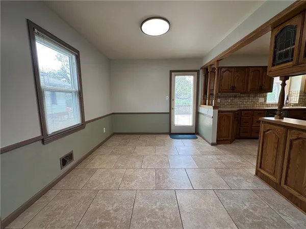 $280,000 | 12121 East 39th Terrace South, Independence, MO 64052