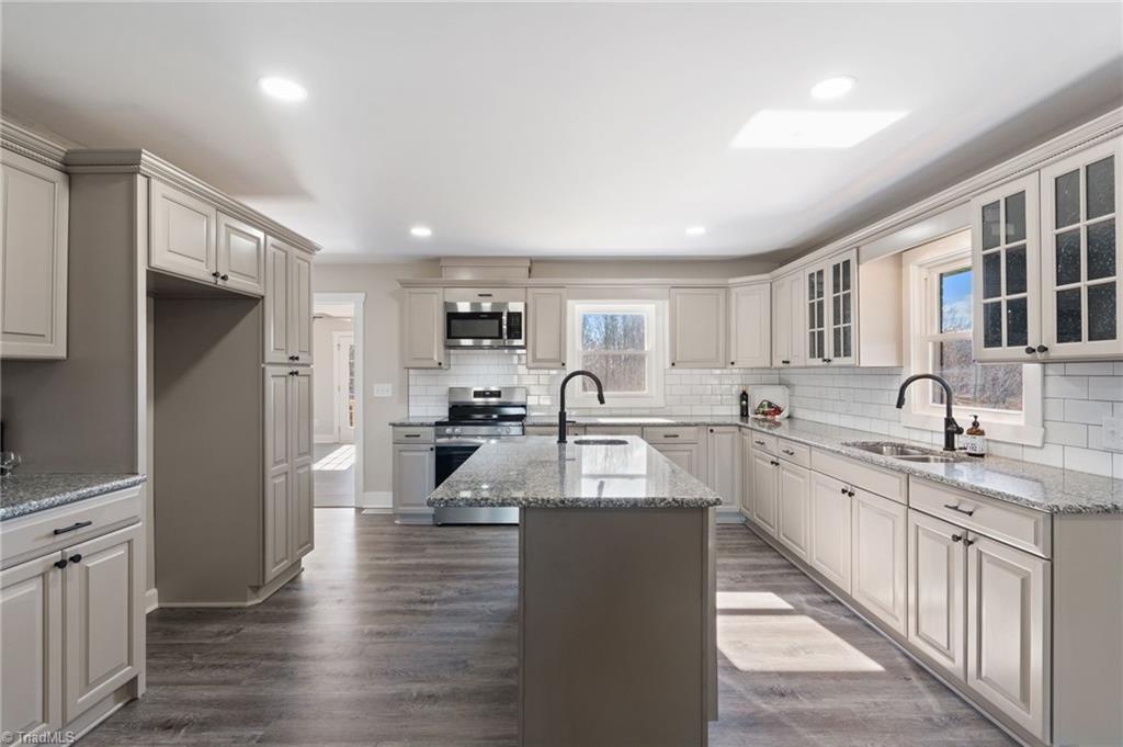 1195 Rogers Road Mount Airy, NC 27030 - Photo 13 of 49