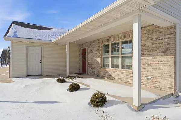 $479,900 | 1365 Candlelight Lane, Fond du Lac, WI 54937