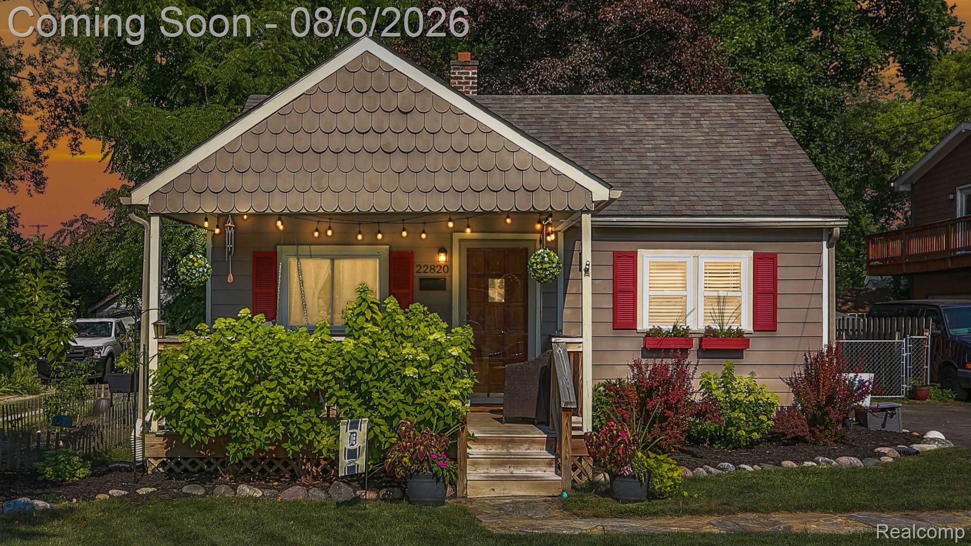 22820 Power Road Farmington, MI 48336 - Photo 1 of 25 main-dusk.jpg