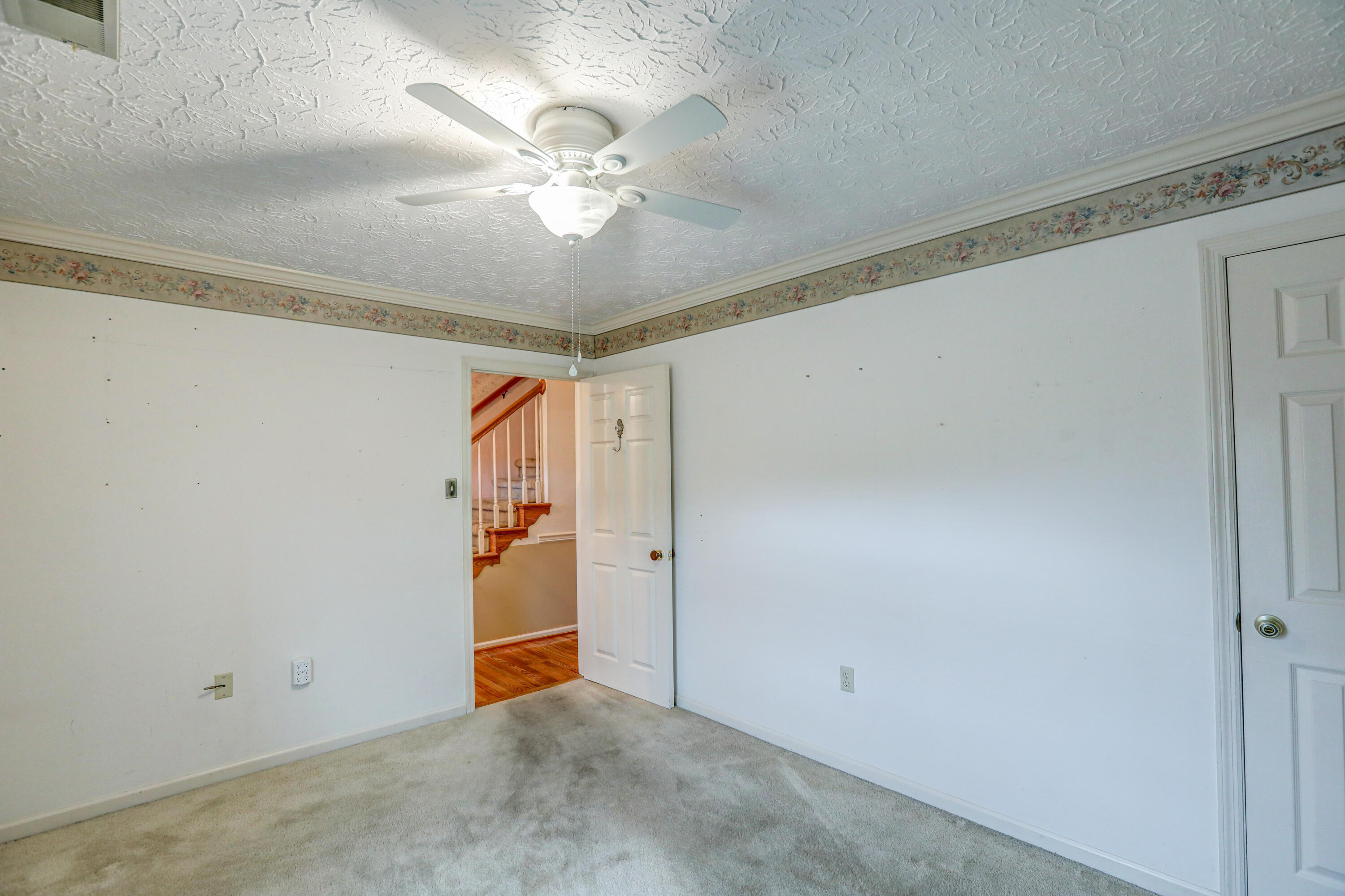1254 Konnarock Road, Unit 1254 Kingsport, TN 37664 - Photo 19 of 34 B42A1571_2_3_4_5