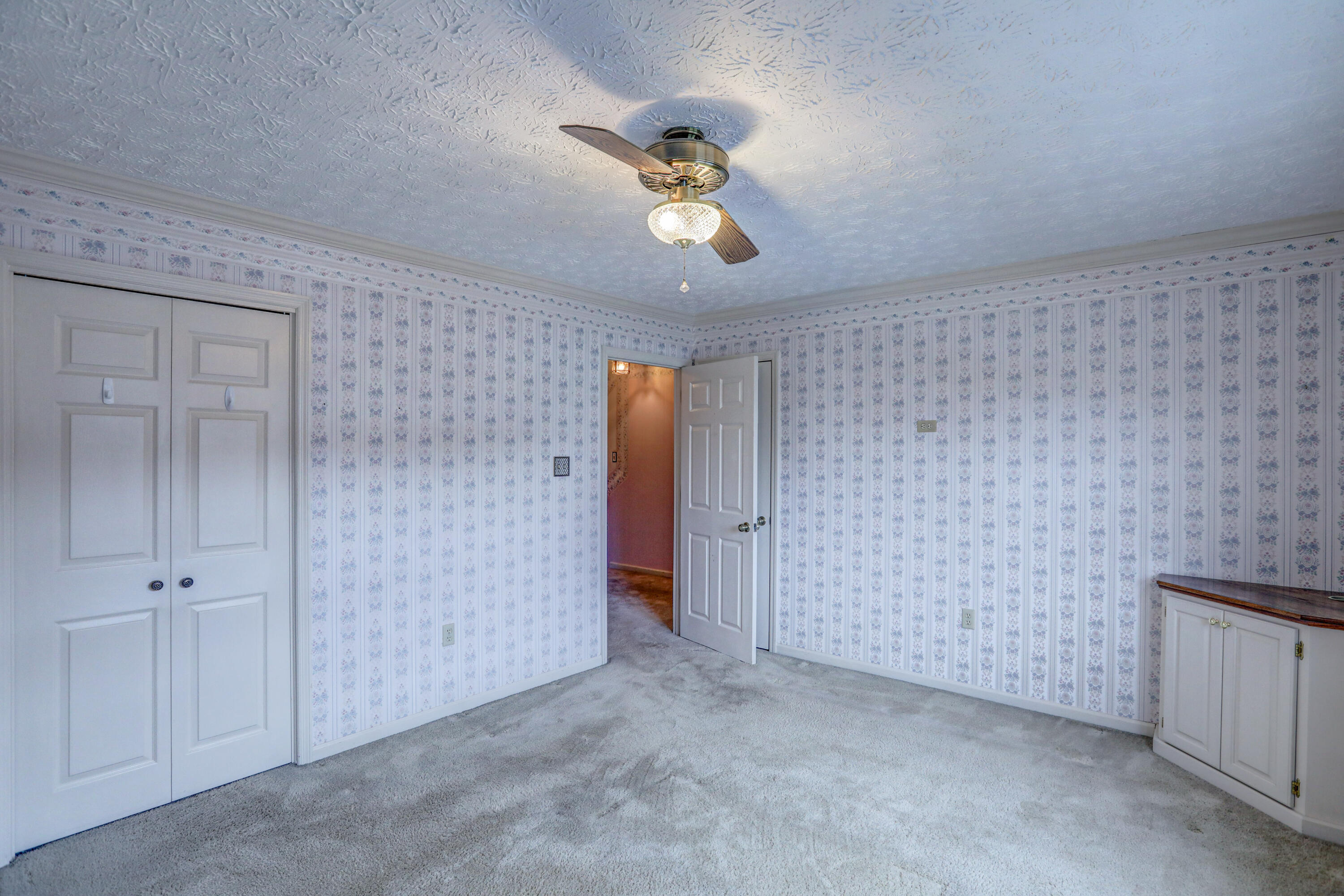 1254 Konnarock Road, Unit 1254 Kingsport, TN 37664 - Photo 29 of 34 B42A1621_2_3_4_5