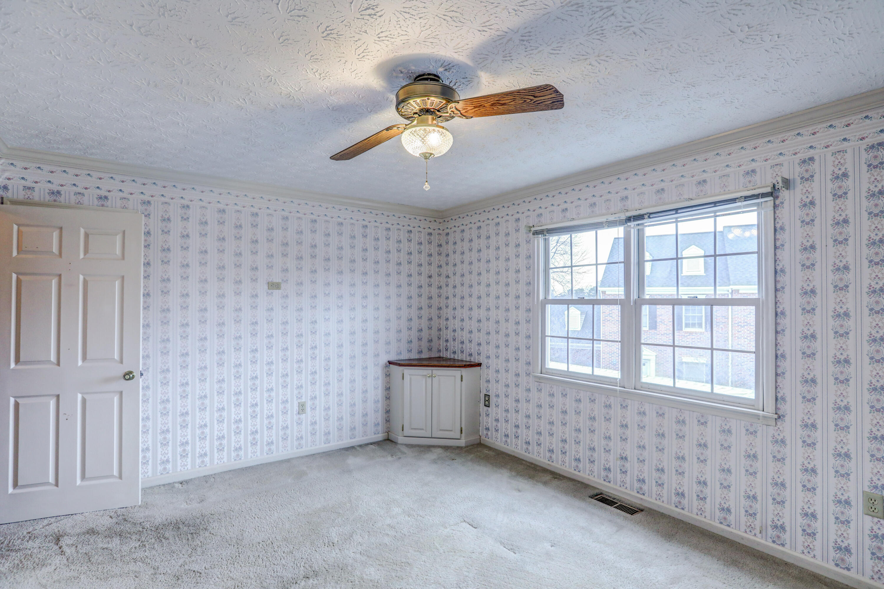 1254 Konnarock Road, Unit 1254 Kingsport, TN 37664 - Photo 30 of 34 B42A1626_27_28_29_30