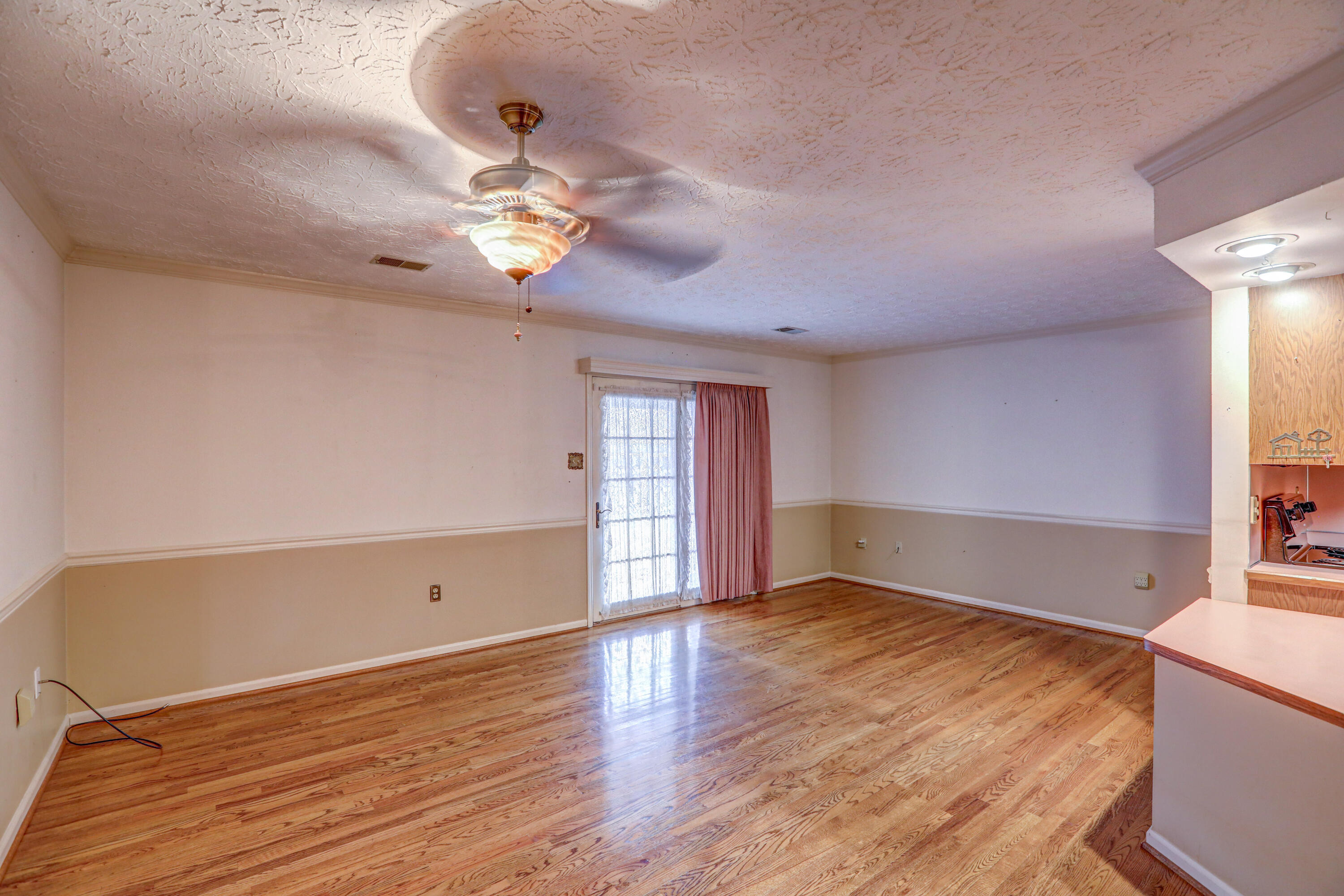 1254 Konnarock Road, Unit 1254 Kingsport, TN 37664 - Photo 10 of 34 B42A1526_27_28_29_30