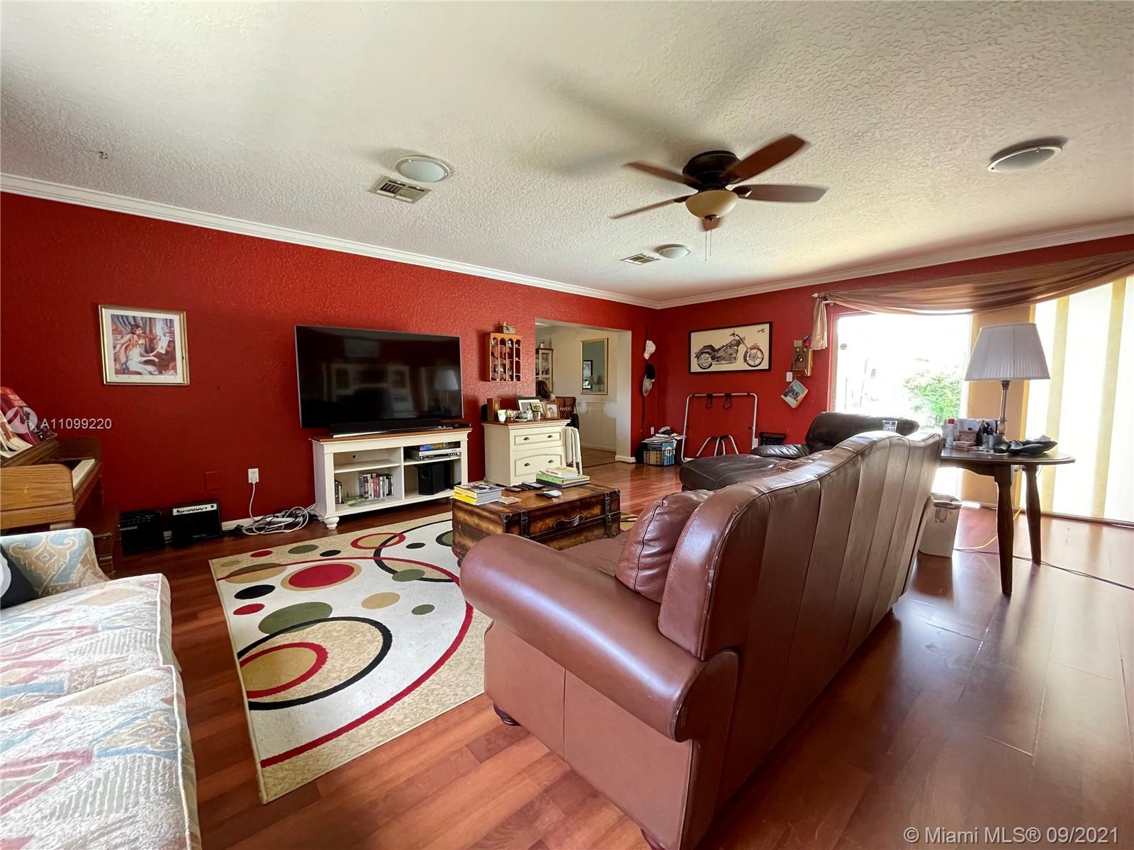 10735 Eland Street Boca Raton, FL 33428 - Photo 13 of 20 Gallery Image 13