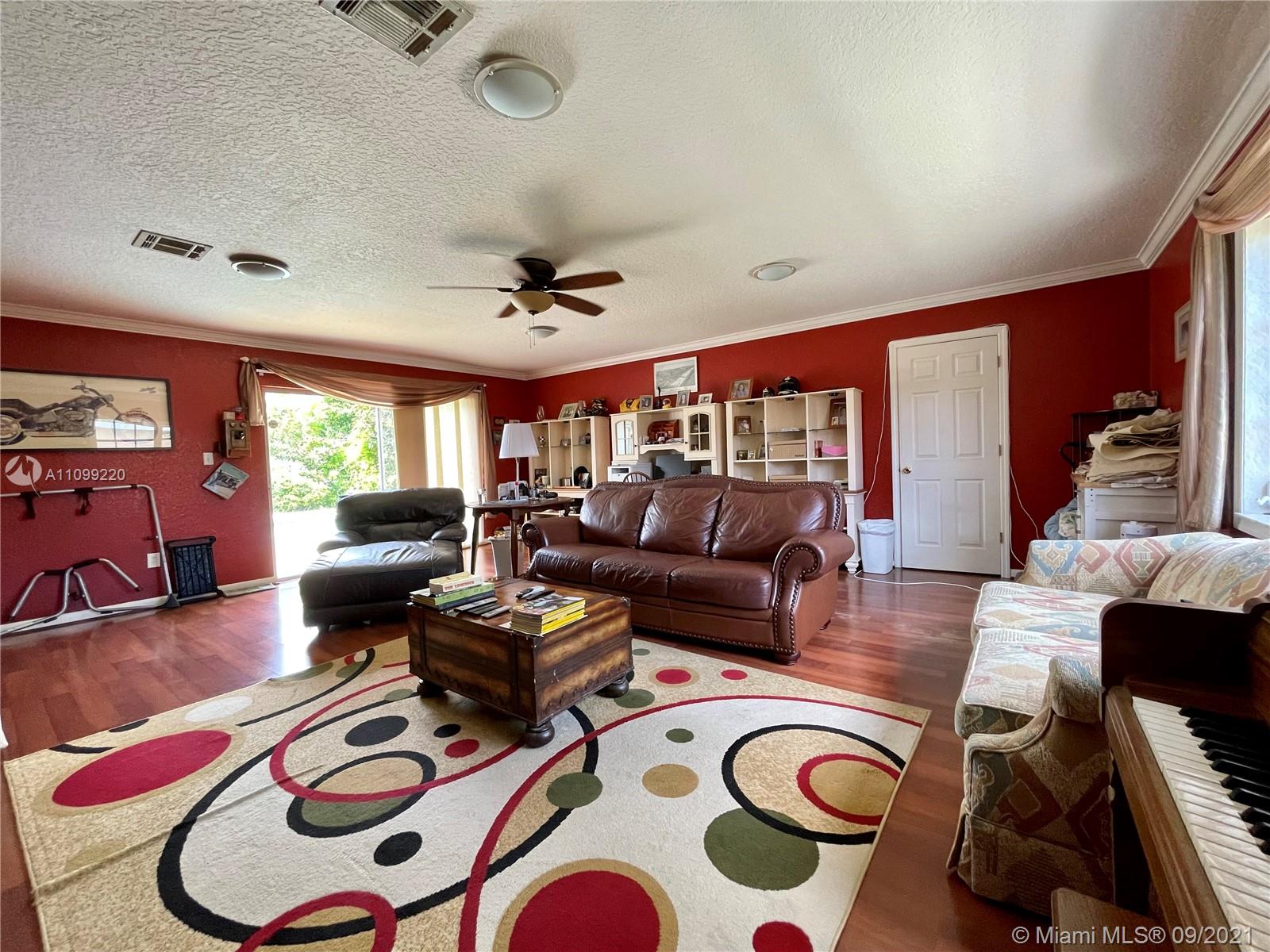 10735 Eland Street Boca Raton, FL 33428 - Photo 14 of 20 Gallery Image 14