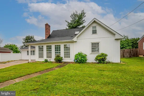 $385,000 | 2406 Limestone Road, Wilmington, DE 19808