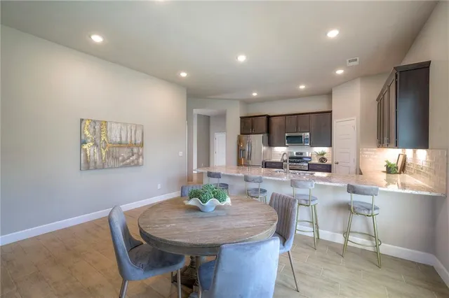 $467,250 | 25492 West 84th Street, Lenexa, KS 66227