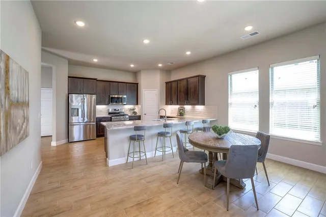 $467,250 | 25492 West 84th Street, Lenexa, KS 66227