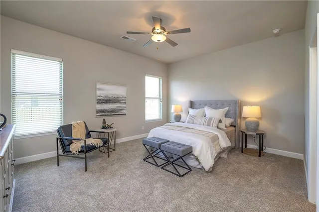 $467,250 | 25492 West 84th Street, Lenexa, KS 66227