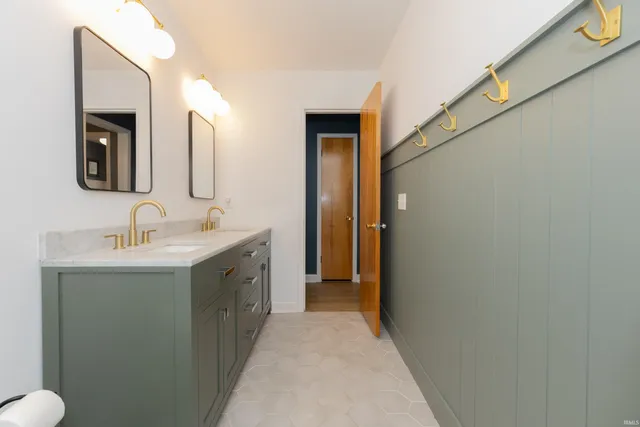 $399,000 | 1411 Oriole Drive, Evansville, IN 47715