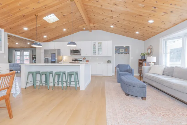 $399,000 | 1411 Oriole Drive, Evansville, IN 47715