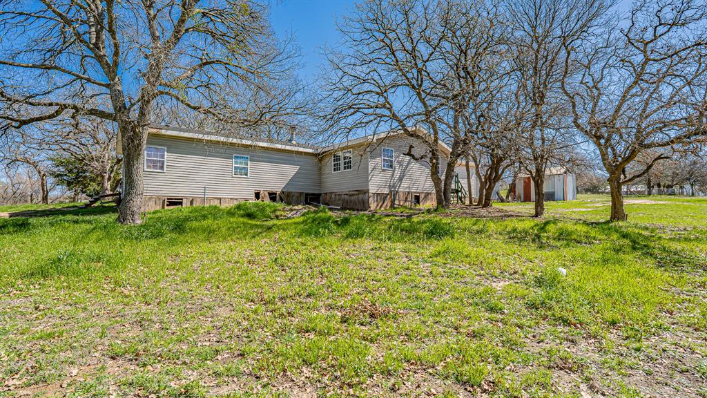 178 County Road 4372 Decatur, TX 76234 - Photo 4 of 31