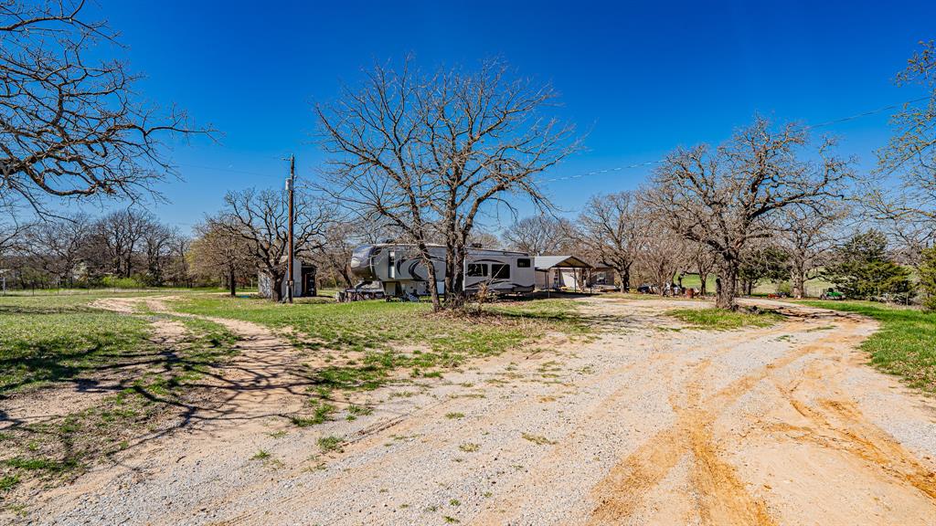 178 County Road 4372 Decatur, TX 76234 - Photo 8 of 31