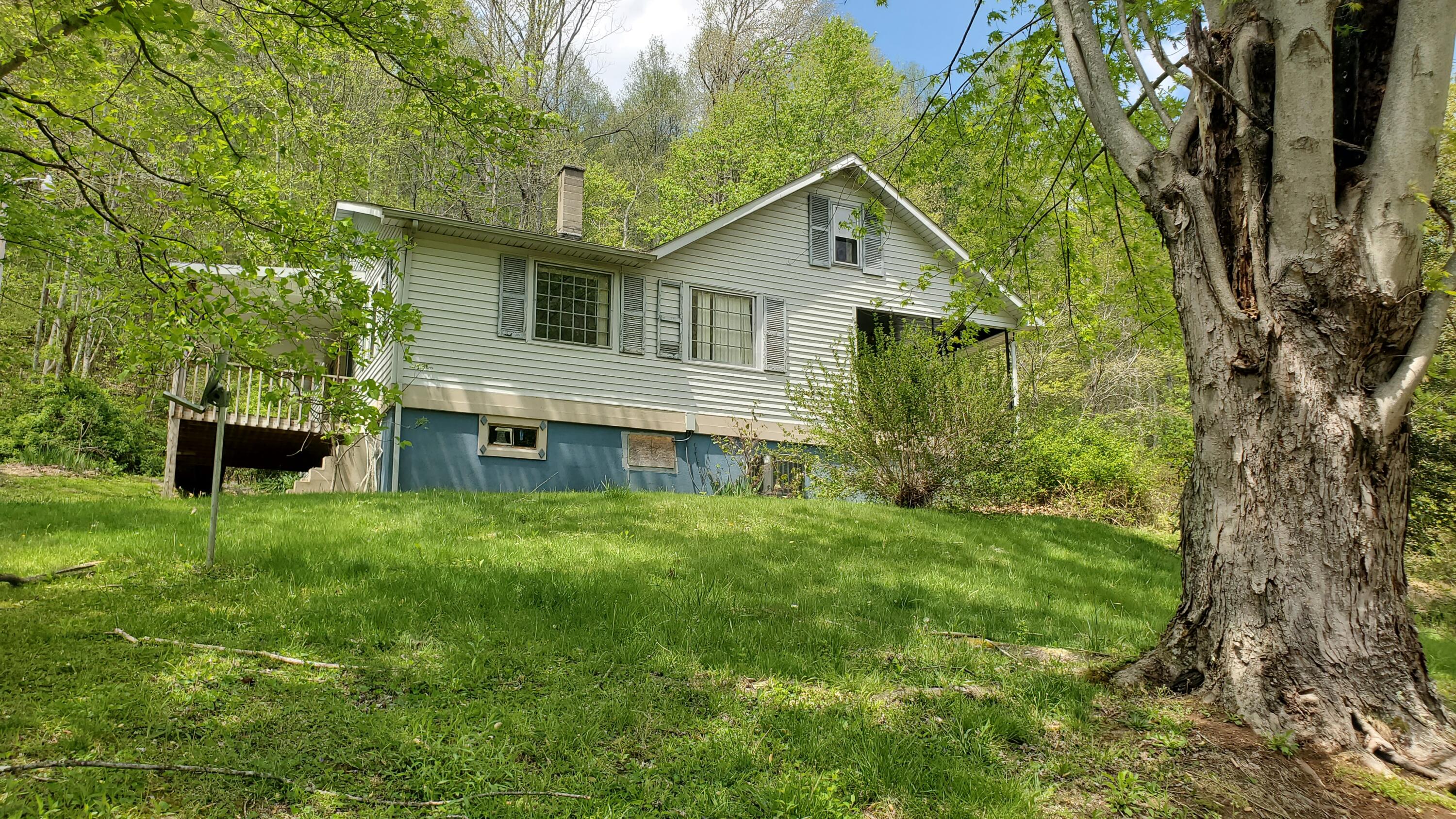 51 Old County Road McKee, KY 40447 - Photo 14 of 31 20230426_134148