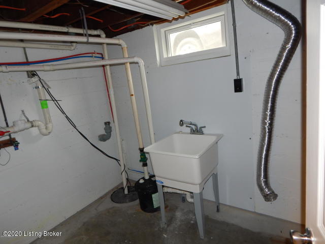 316 Merriman Road Louisville, KY 40207 - Photo 26 of 30 20200402023530148882000000-o