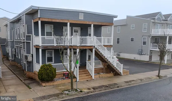 $2,295,000 | 217-221 East Burk Avenue, Wildwood, NJ 08260