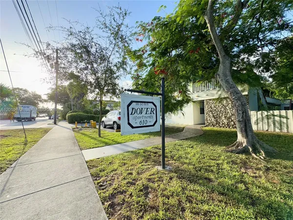 $2,100 | 610 Northeast 123rd Street, Unit 101, North Miami, FL 33161